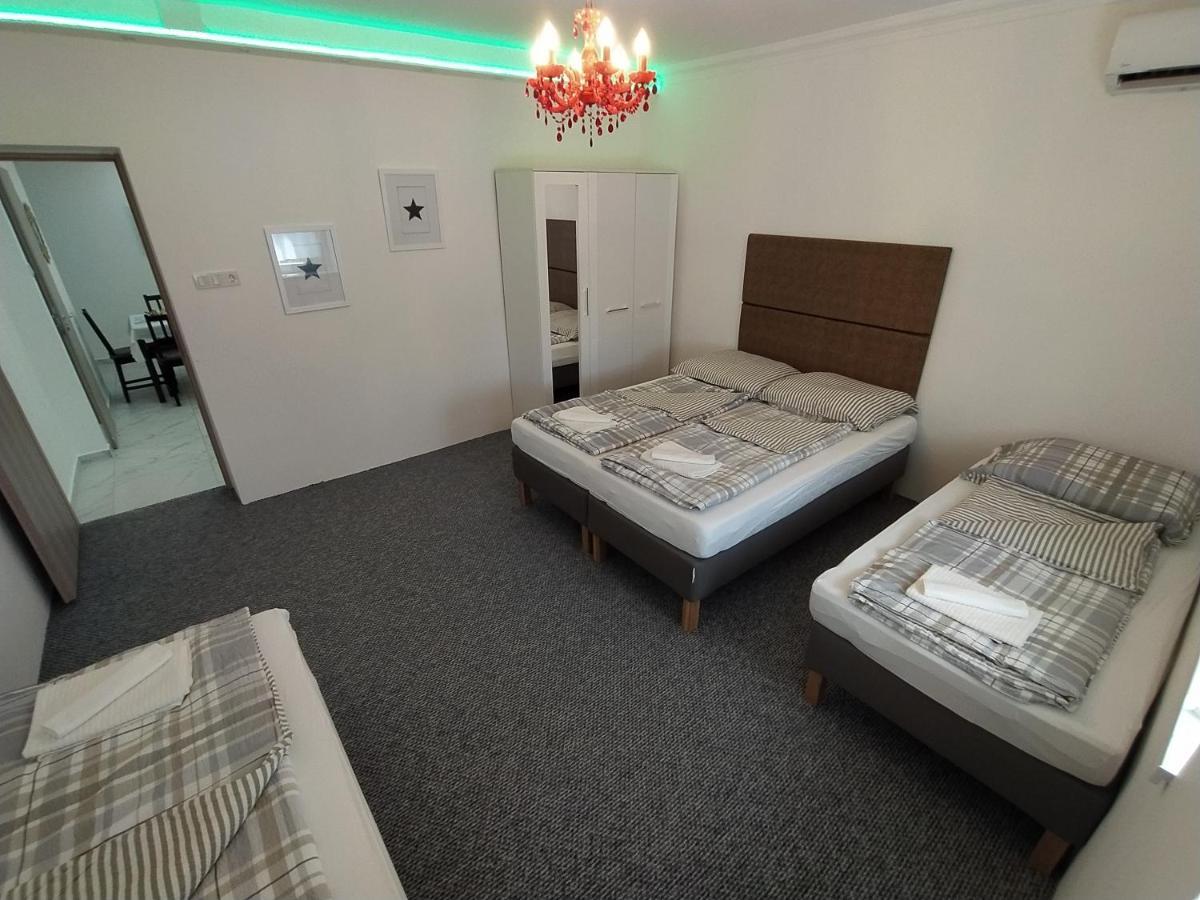 Emmabella Apartmanok Eger Eksteriør billede
